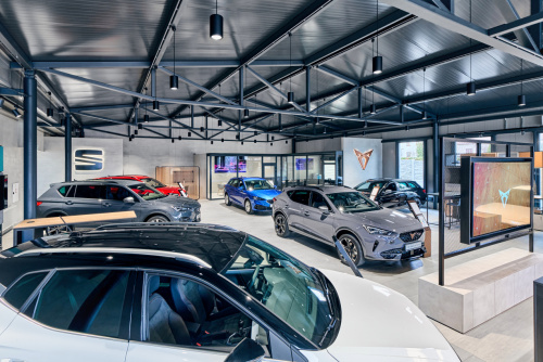 Ve Znojmě byla otevřena nová CUPRA Garage - fotografie